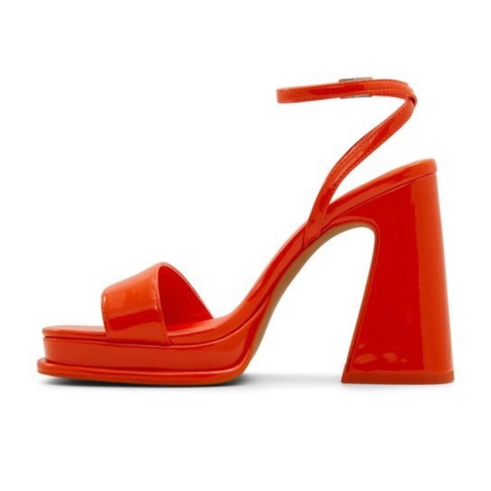 Brand new, never worn Spring High Heels